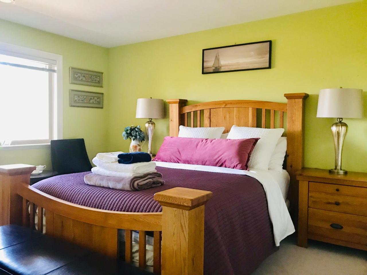 Cedar Manor Bed And Breakfast Питт-Медоус Экстерьер фото