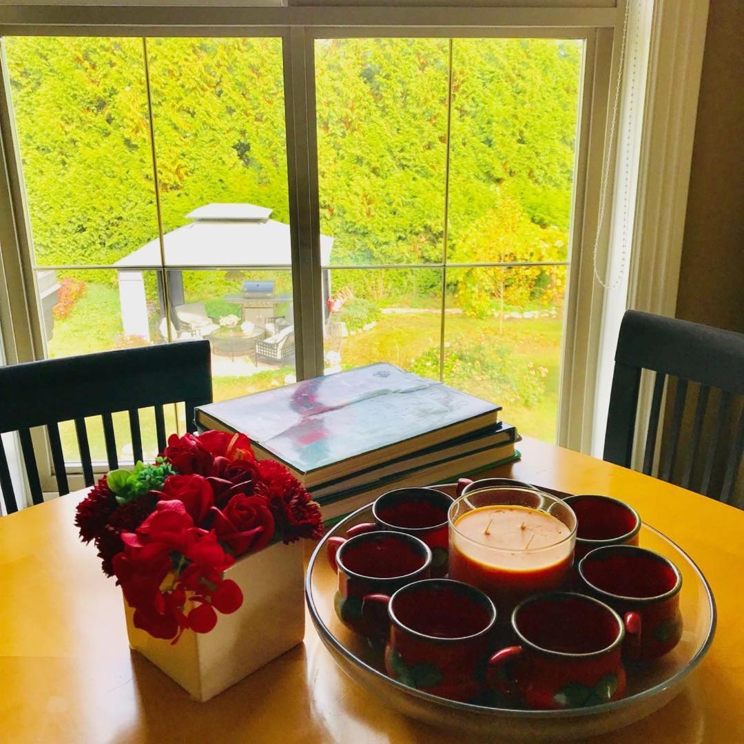 Cedar Manor Bed And Breakfast Питт-Медоус Экстерьер фото