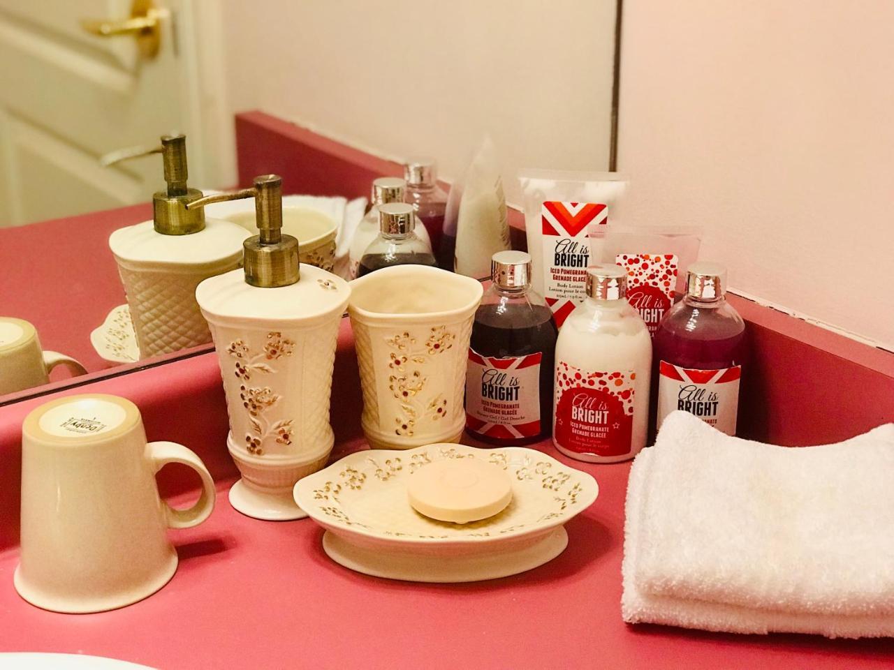 Cedar Manor Bed And Breakfast Питт-Медоус Экстерьер фото